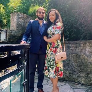 Meet your Posher, Alyxandra